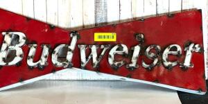 DESCRIPTION: METAL BUDWEISER SIGN SIZE: 25"X11" QTY: 1