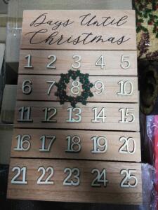 DESCRIPTION: (2) WALL DECOR - COUNTDOWN TILL CHRISTMAS INFORMATION: WOODEN SIGNS QTY: 2