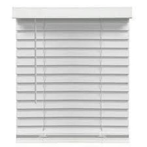 DESCRIPTION: (1) CORDLESS BLINDS BRAND/MODEL: RICHFIELD STUIDOS INFORMATION: WHITE SIZE: 46X72 RETAIL$: $113.00 EA QTY: 1