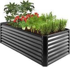 DESCRIPTION: (1) RAISED GARDEN BED PLANTER BRAND/MODEL: GREENS FENCE RETAIL$: $75.00 SIZE: 24X48 QTY: 1