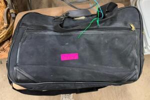 DESCRIPTION: LAPTOP BAG QTY: 1