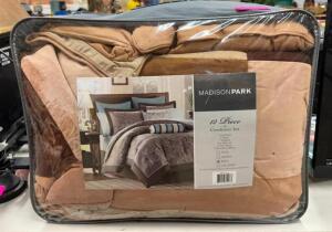 DESCRIPTION: KING COMFORTER SET BRAND/MODEL: MADISON PARK QTY: 1