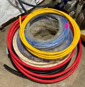 DESCRIPTION: ASSORTED PLUMBING TUBING QTY: 1