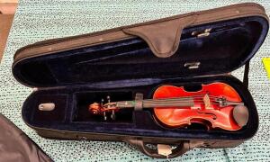 1/4 SIZE HANS WAGNER VIOLIN