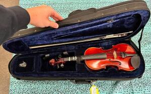 1/4 SIZE HANS WAGNER VIOLIN