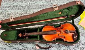 3/4 SIZE STRADIVARIUS VIOLIN