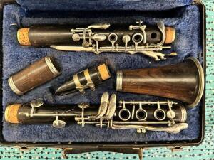 BUNDY WOOD CLARINET