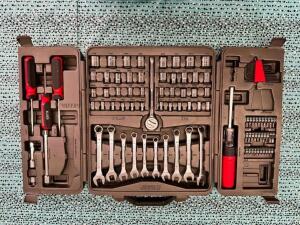 TOOL SET