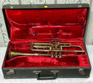 BUNDY TRUMPET WITH HARD CASE