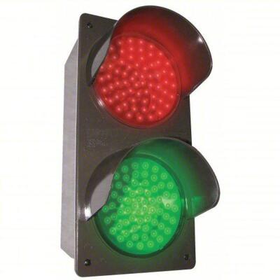 DESCRIPTION: (1) VERTICAL TRAFFIC LIGHT BRAND/MODEL: SIGNAL-TECH #55KP10 RETAIL$: $726.20 EA QTY: 1