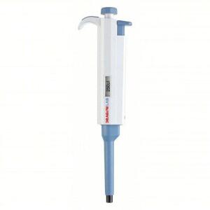 DESCRIPTION: (3) PIPETTE BRAND/MODEL: DLAB #21R781 SIZE: 1 CHANNEL RETAIL$: $63.37 EA QTY: 3