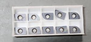 DESCRIPTION: (10) CARBIDE BALL NOSE INSERTS BRAND/MODEL: SWIFTCARB EB1458ET520 SIZE: 5/8" BALL RETAIL$: $220.00 QTY: 10