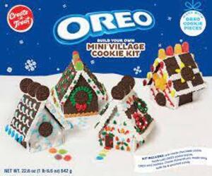 DESCRIPTION: (1) HOLIDAY MINI VILLAGE KIT BRAND/MODEL: OREO COOKIES RETAIL$: $30.00 EA QTY: 1