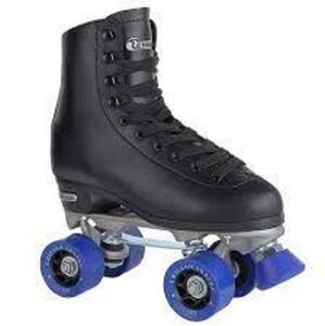 DESCRIPTION: (1) PAIR OF ROLLER SKATES BRAND/MODEL: CHICAGO SKATES #CRS400 INFORMATION: BLACK SIZE: MENS 11 RETAIL$: $99.95 EA QTY: 1