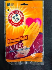 (13)- LATEX CLEANING GLOVES