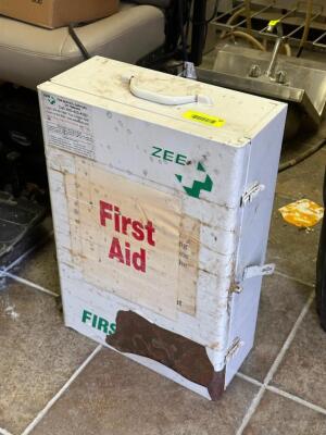 WALL MOUNTED FIRST AID CABINET