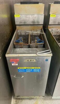 PITCO FRIALATOR 40S 40 LB. GAS FRYER