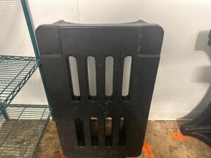 FORTE BLACK PLASTIC DUNNAGE RACK