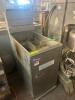 DESCRIPTION PITCO 40 LB. GAS DEEP FRYER W/ (1) BASKET BRAND / MODEL: PITCO FRIALOTOR 40D ADDITIONAL INFORMATION NATURAL GAS, 107,000 BTU SIZE 40 LB. L - 3