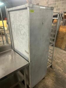 DESCRIPTION TWENTY PAN ENCLOSED TRAY RACK LOCATION BAY 6 QTY 1