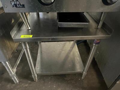 DESCRIPTION 24" X 30" STAINLESS EQUIPMENT STAND. ADDITIONAL INFORMATION W/ SIDE AND BACK SPLASH SIZE 24" X 30" LOCATION BAY 6 QTY 1