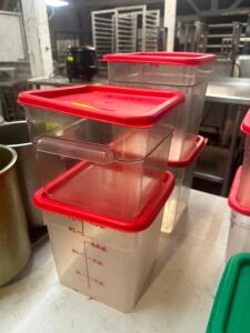 DESCRIPTION (4) 8 QT PLASTIC CONTAINERS W/ LIDS LOCATION BAY 6 THIS LOT IS: SOLD BY THE PIECE QTY 4