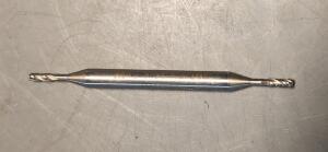 DESCRIPTION: (2) COBALT DE SQ END MILL BRAND/MODEL: VC 01873058 SIZE: 5/64"DIA 1/4" LOC 3/16": SD QTY: 2