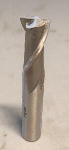 DESCRIPTION: (2) HSS SQ END MILL BRAND/MODEL: VC 01710284 SIZE: 7/16" DIA 13/16" LOC 3/8" SD QTY: 2