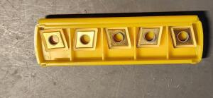 DESCRIPTION: (5) CNMP432 CARBIDE TURNING INSERTS BRAND/MODEL: KENNAMETAL CNMP432 RETAIL$: $104.02 QTY: 5