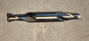 DESCRIPTION: (2) HSS DE SQ END MILL BRAND/MODEL: VC 01700269 SIZE: 13/32"DIA 13/16" LOC QTY: 2