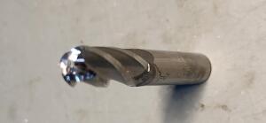 DESCRIPTION: (2) CARBIDE BALL END MILL BRAND/MODEL: HTC 135-4375 SIZE: 3/8" 1" LOC QTY: 2