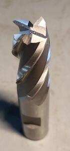 DESCRIPTION: (1) COBALT SQ END MILL BRAND/MODEL: HERTEL 41114232 SIZE: 3/4" DIA 1-5/8" LOC RETAIL$: $47.98 QTY: 1