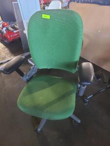 DESCRIPTION: (2) ADJUSTABLE OFFICE CHAIRS INFORMATION: SEE INSPECTION QTY: 2