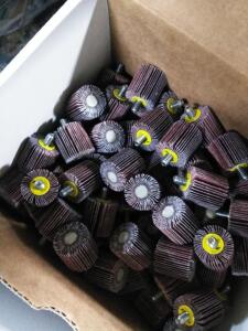 DESCRIPTION: (2) BOXES OF (100) PREMIUM FLAP WHEELS BRAND/MODEL: GLOBAL ABRASIVES INFORMATION: 80 GRIT RETAIL$: $18.00 PER 10 QTY: 2