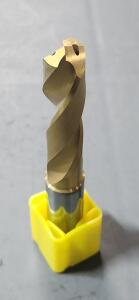 DESCRIPTION: (1) SOLID CARBIDE SCREW MACHINE LENGTH DRILL BIT BRAND/MODEL: SECO 19326 SIZE: 1/2" DIA 140 DEG RETAIL$: 432.24 EA QTY: 1