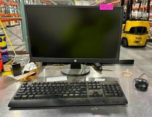 COMPUTER MONITOR W/ KEYBOARD & MOUSE