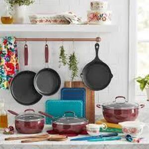 DESCRIPTION: (1) SET OF (38) PIECES OF COOKWARE SET BRAND/MODEL: PIONEER WOMAN INFORMATION: PORCELAIN ENAMEL NONSTICK ALUMINUM SIZE: 38 PIECES RETAIL$