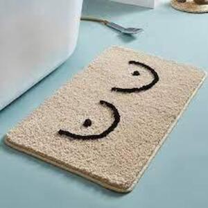 DESCRIPTION: (4) BATHMATS QTY: 4