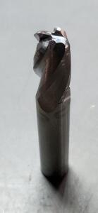 DESCRIPTION: (2) SOLID CARBIDE CORNER RADIUS END MILL BRAND/MODEL: HTC 350-4500 SIZE: 1/2" 1" LOC 0.90" RAD RETAIL$: $52.47 EA QTY: 2