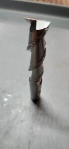 DESCRIPTION: (1) HSS ALUMINUM SQ END MILL BRAND/MODEL: HERTEL 02478501 SIZE: 1/2"DIA 2" LOC RETAIL$: $30.32 QTY: 1