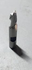 DESCRIPTION: (1) COBALT DQ END MILL BRAND/MODEL: HERTEL 41114034 SIZE: 5/16"DIA 9/16" LOC 3/8" SD QTY: 1