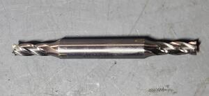 DESCRIPTION: (1) HSS SQ END MILL BRAND/MODEL: HERTEL 87151221 SIZE: 1/4" DIA 5/8" LOC 3/8" SD QTY: 1