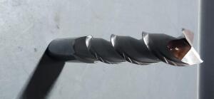 DESCRIPTION: (1) HSS SQ END MILL FOR ALUMINUM BRAND/MODEL: HERTEL 02478592 SIZE: 3/4" DIA 4" LOC RETAIL$: $84.60 QTY: 1