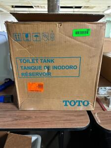 WHITE TOILET TANK