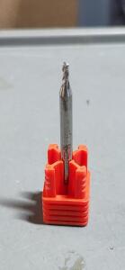 DESCRIPTION: (1) SOLID CARBIDE SQ END MILL BRAND/MODEL: ACCUPRO 09653346 SIZE: 1/16" DIA 3/16" LOC 1/8" SD QTY: 1