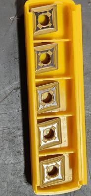 DESCRIPTION: (5) CNMG CARBIDE TURNING INSERTS BRAND/MODEL: KENNAMETAL CNMG432MP RETAIL$: $105.50 QTY: 5