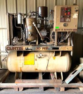 CURTIS 30HP TANK MOUNTED ROTARY SCREW AIR COMPRESSOR