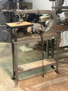 ROCKWELL 40-440 SCROLL SAW WITH STAND