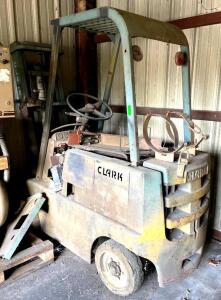 CLARK CUSHION TIRE LP FORKLIFT (FOR PARTS, NOT WORKING)