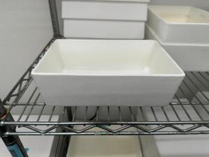 (9) TABLE CRAFT 1/4 SIZE SQUARE CAST ALUMINUM DELI BOWL ( WHITE )